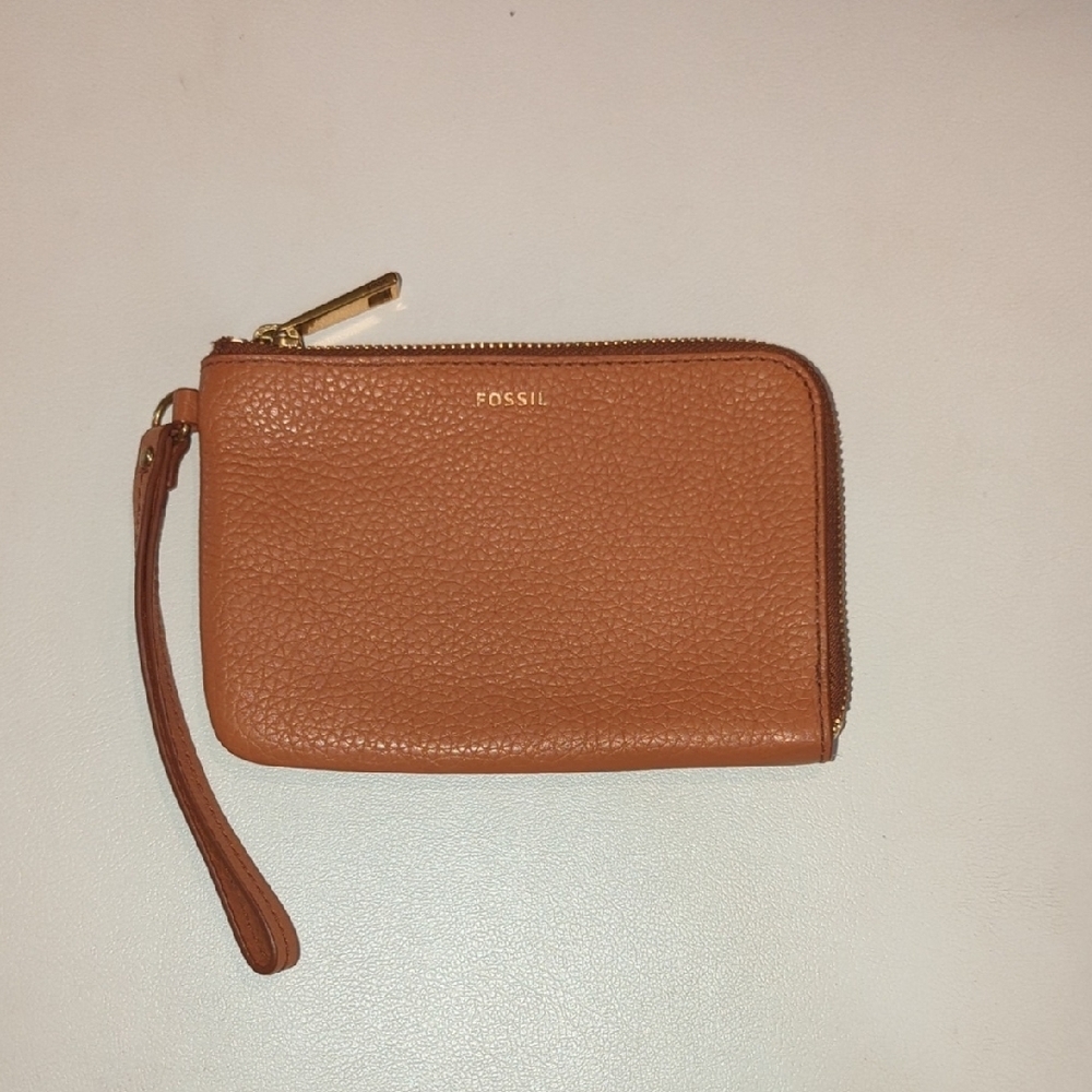 Fossil Tan Leather Wristlet